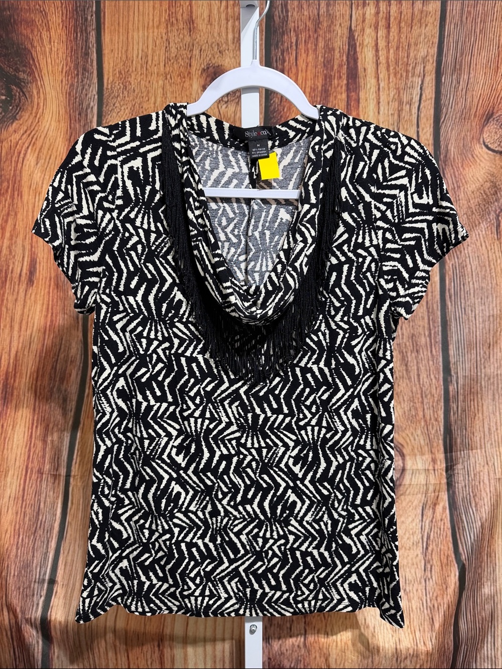 🚨(4/$10) Style & Co. Fringe Neckline Blouse Size M